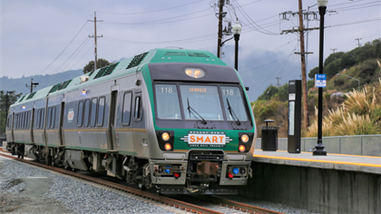 smart-train-larkspur-station